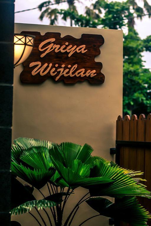Griya Wijilan Syariah Hotel Yogyakarta Exterior foto